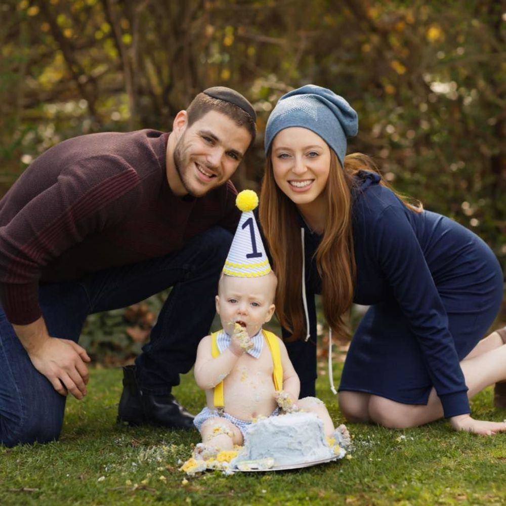 Meet your Posher, Aviva